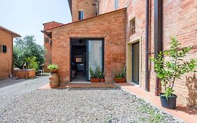 Siena- Porta Romana Lovely Studio With Parking!